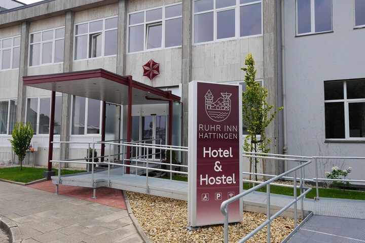 Hotel 37 of 43