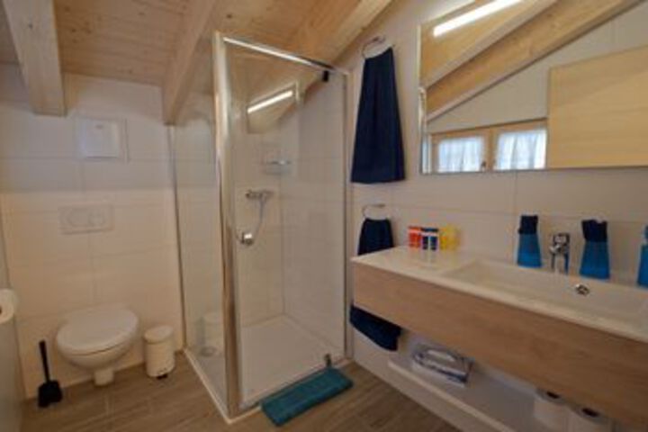 Room 20 of 188