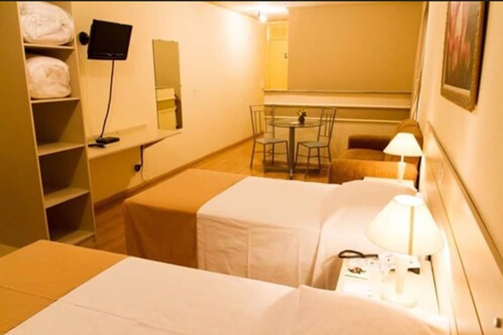 Room 9 of 60