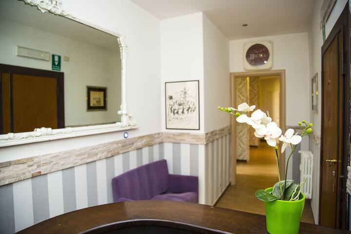 Hotel Interior 4 of 54