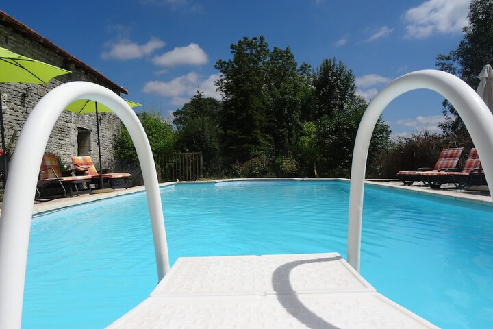 Hotel Pool