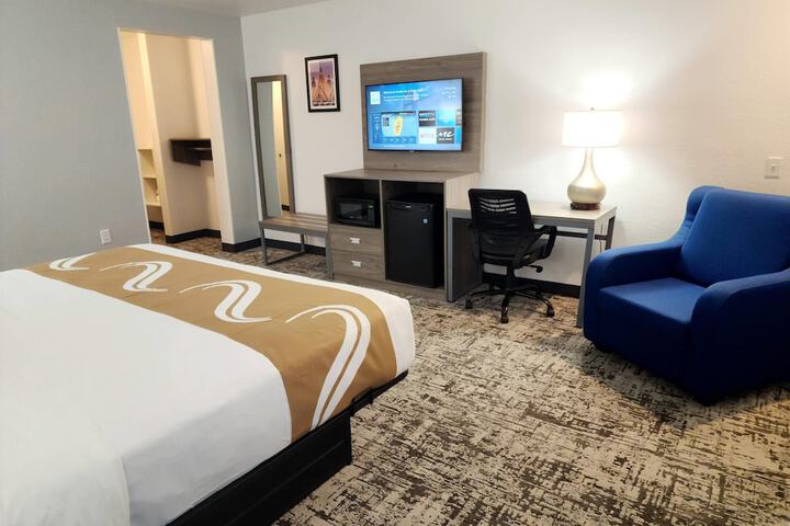 Room 22 of 60