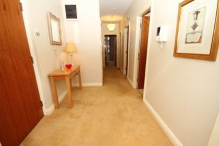 Ballroom/Hall 8 of 20