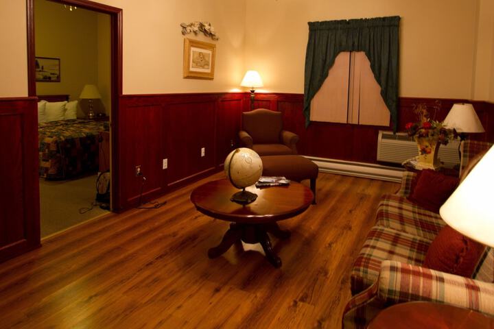 Room 17 of 43