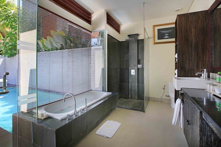 Room 20 of 46
