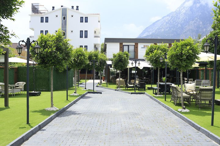 Hotel 50 of 52