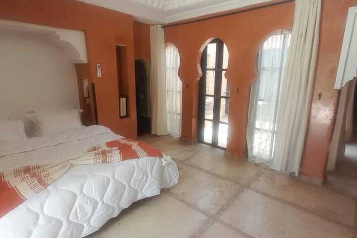 Room 8 of 49