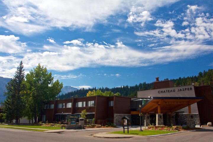 Hotel Entry