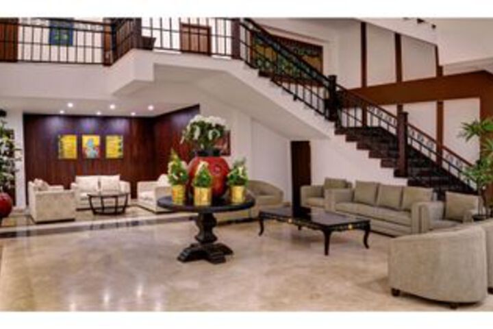 Summit Denzong Hotel & Spa