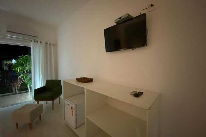 Room 6 of 82