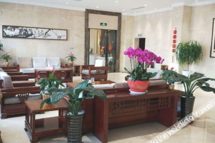 Hotel Interior 5 of 11