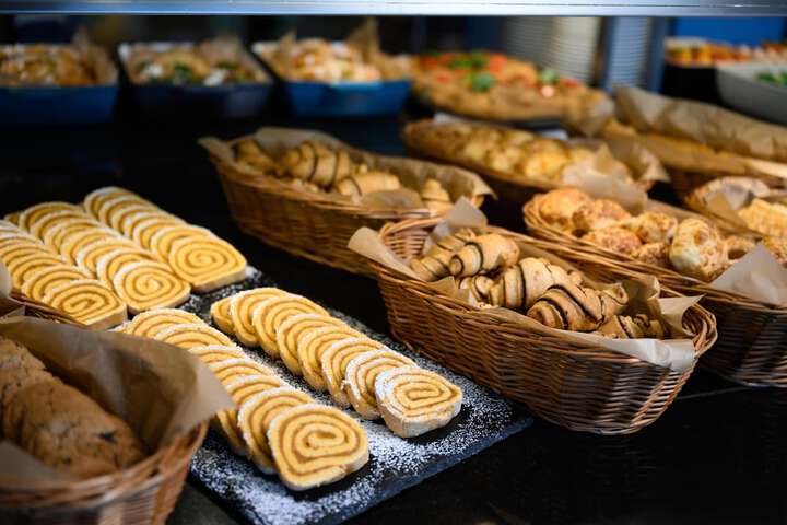 Lounge 78 of 91
