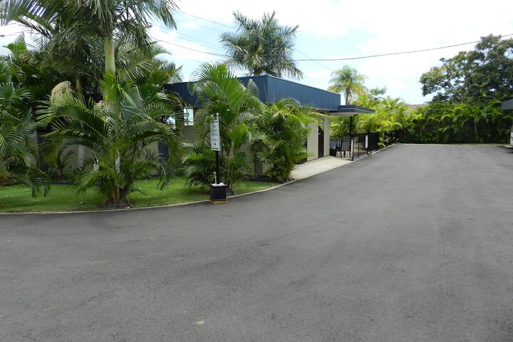 Hotel 64 of 72