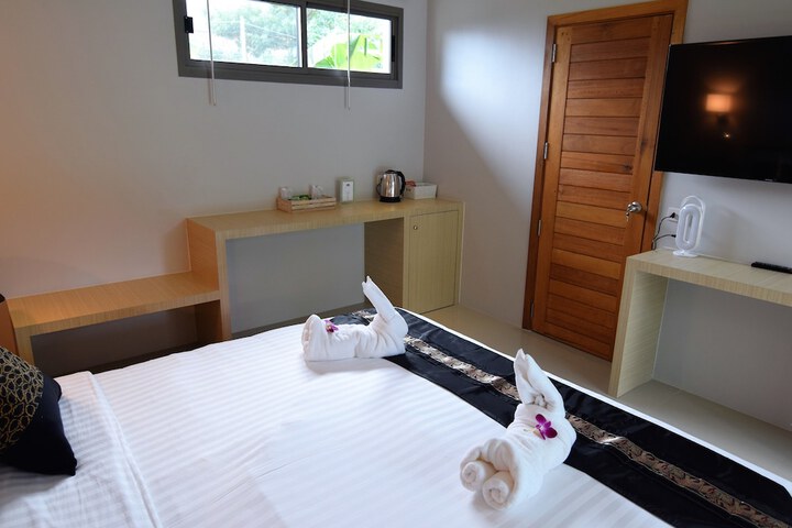 Room 13 of 112