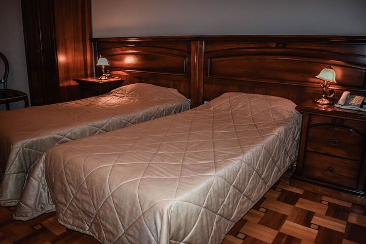 Room 6 of 55