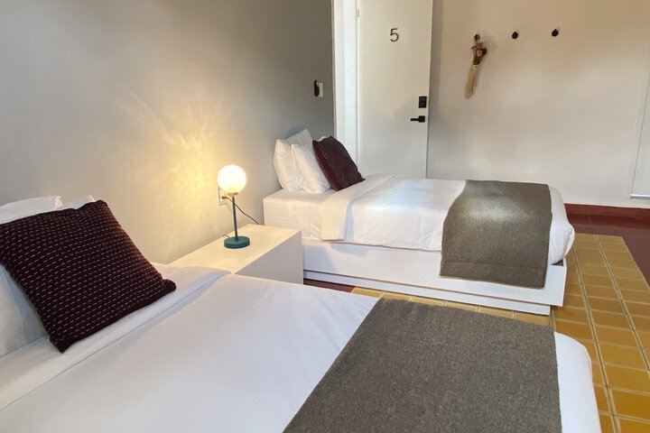 Room 26 of 47