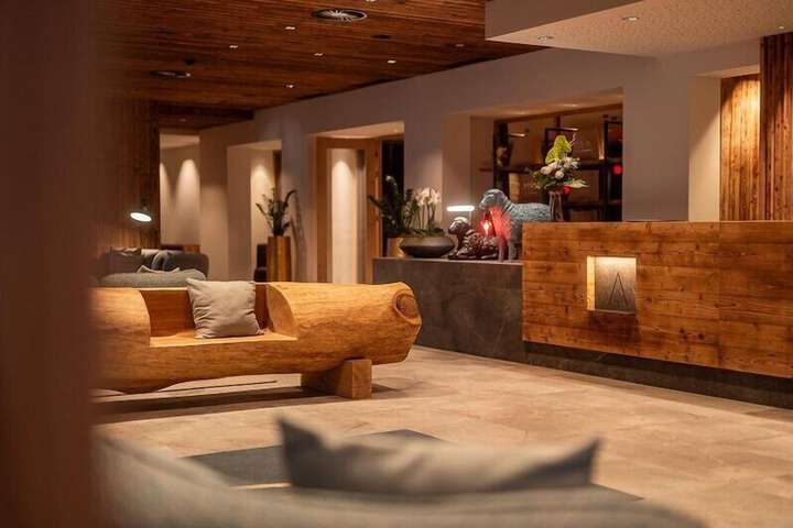 Lobby Photos