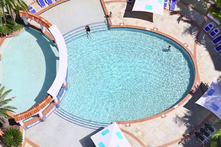 Hotel with Pool