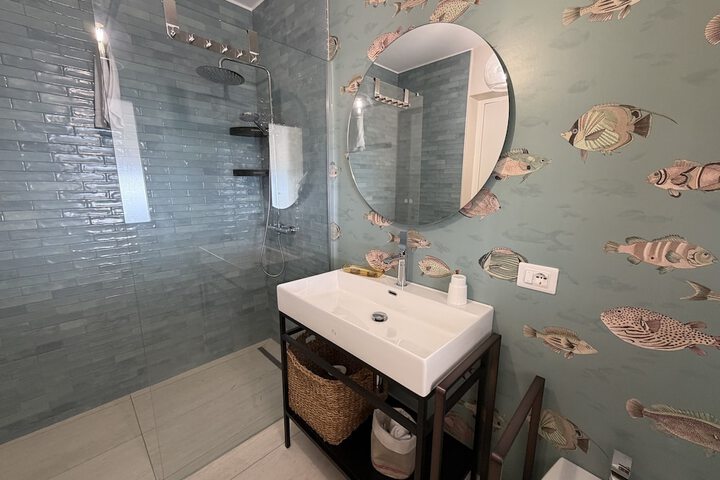 Room 100 of 130