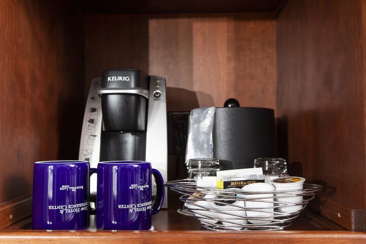 Breakfast/Coffee Service 28 of 43