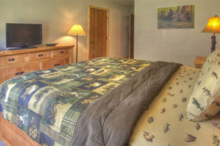 Room 27 of 40