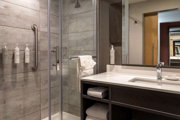 Bathroom shower
