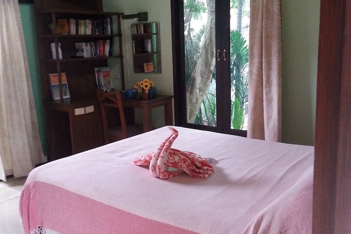 Room 9 of 43