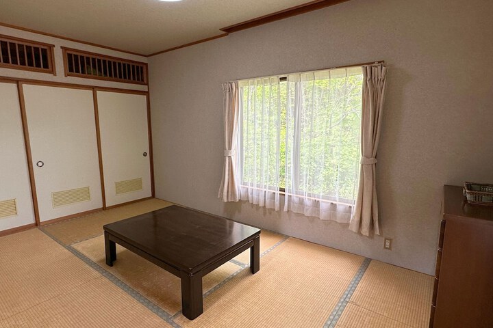Room 26 of 151