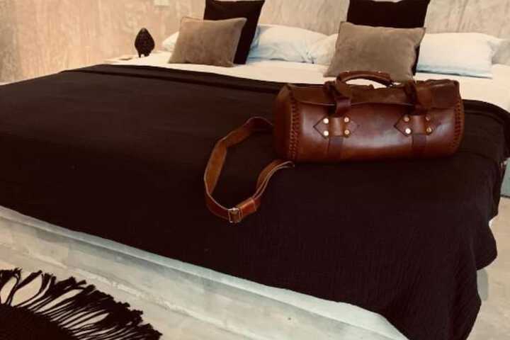 Room 13 of 84