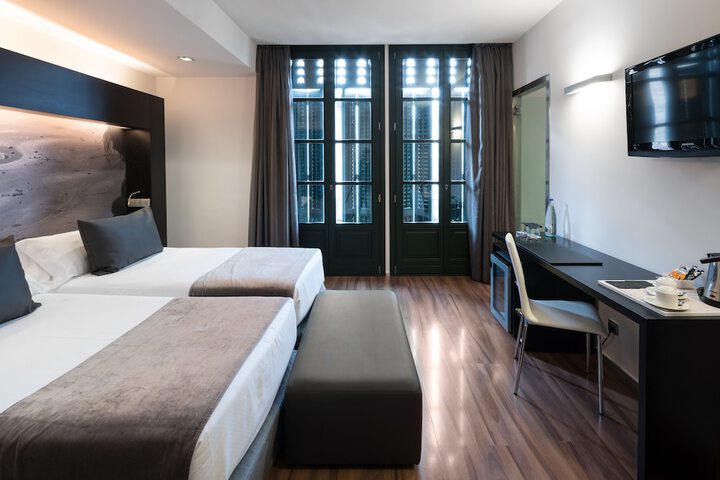 Room 30 of 92