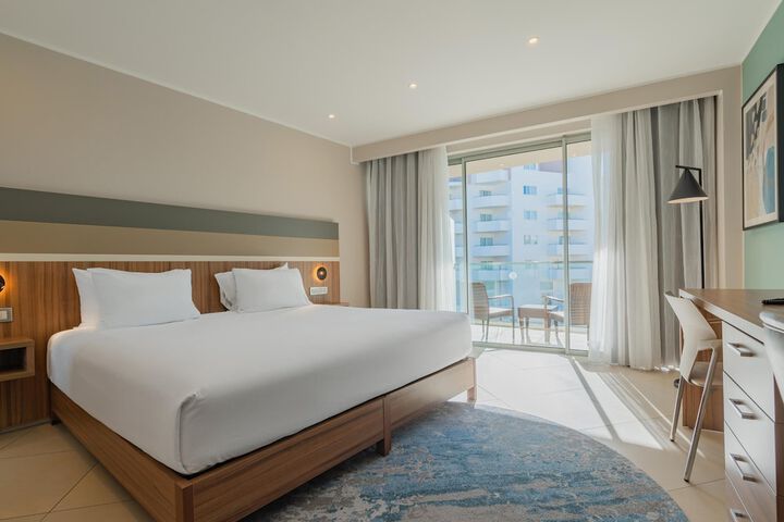 Room 54 of 114