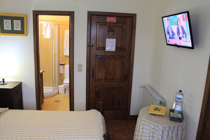 Room 11 of 45