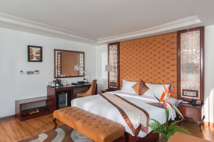 Room 45 of 121