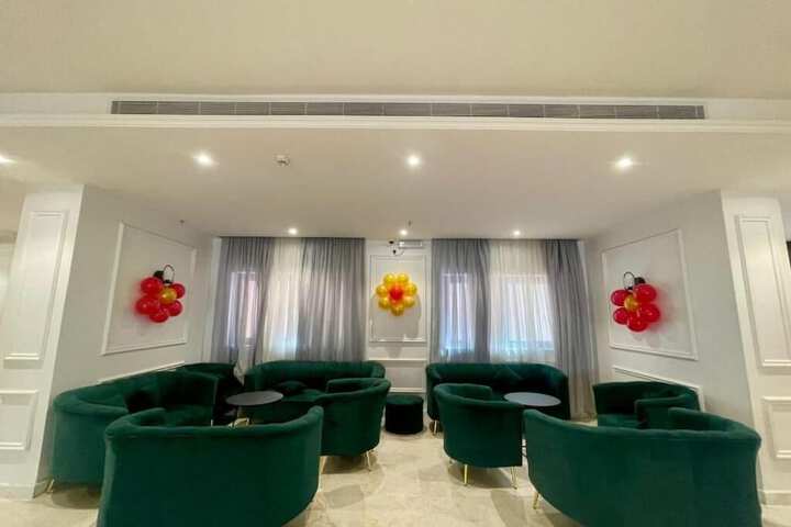 Hotel Interior 6 of 39