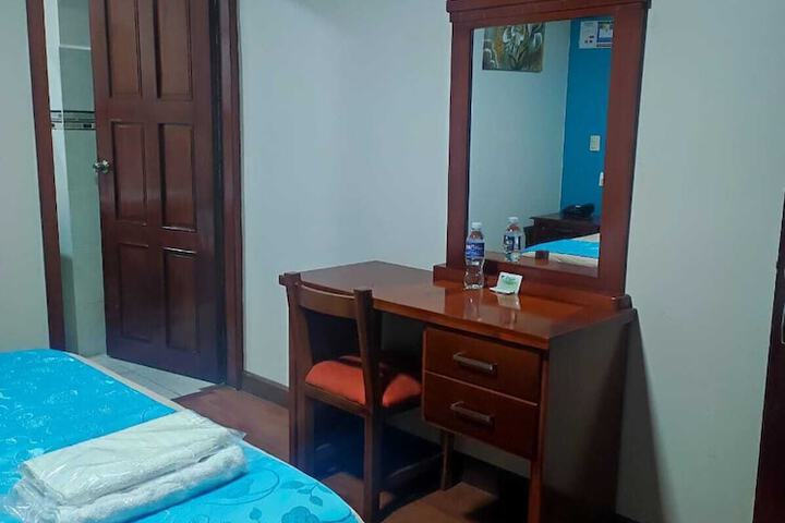Room 36 of 86