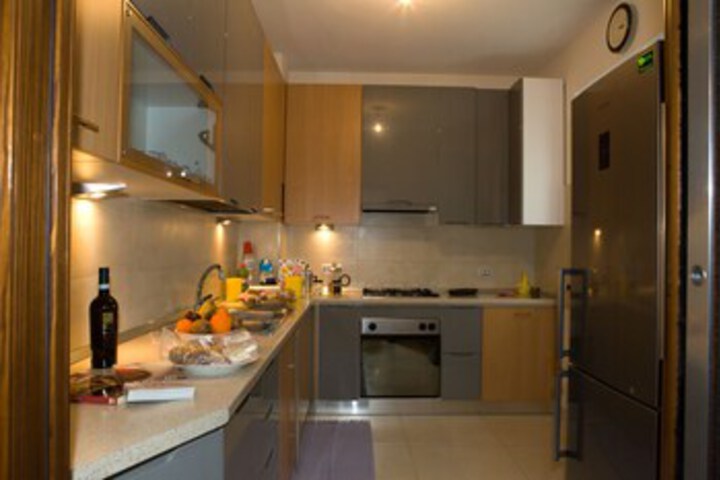 Room 14 of 25