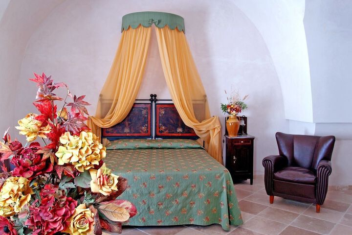 Room 18 of 62