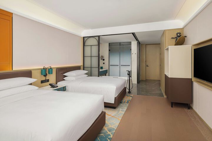 Room 26 of 89