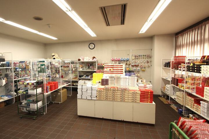 Gift shop