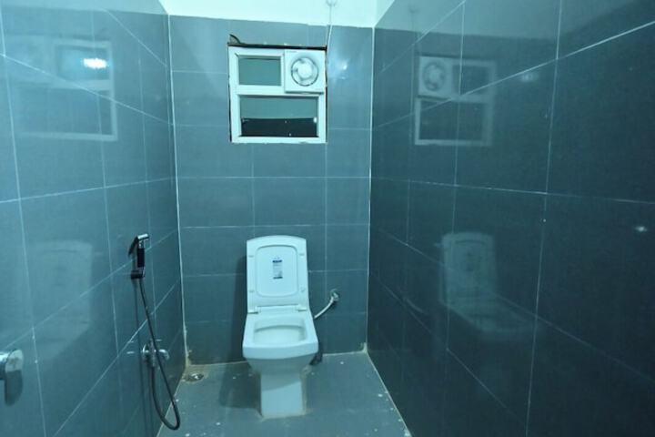 Room 78 of 90