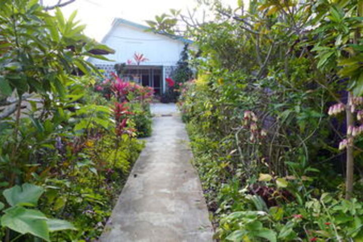 Hotel Exterior 23 of 145