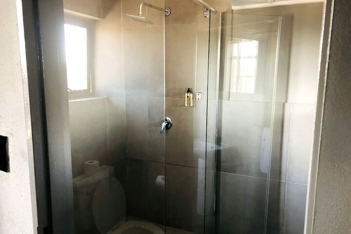 Room 180 of 241