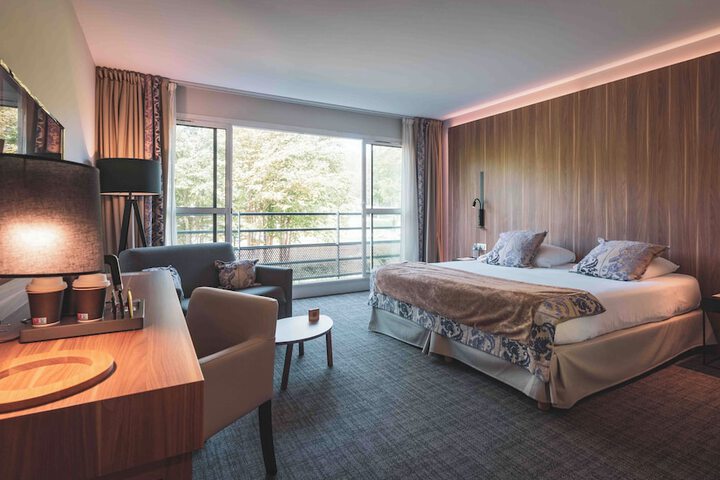 Room 4 of 26