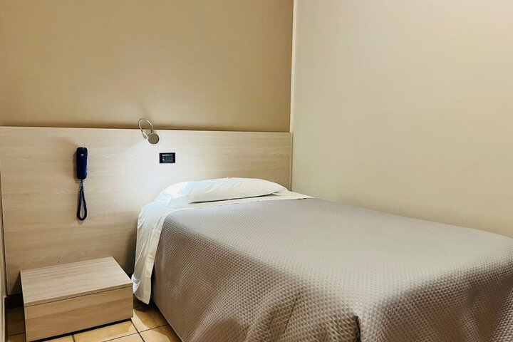 Room 20 of 74