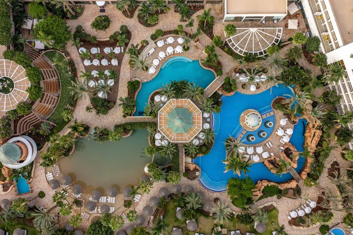 Pool 56 of 93