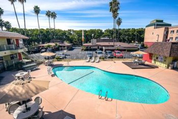 Pool 49 of 57