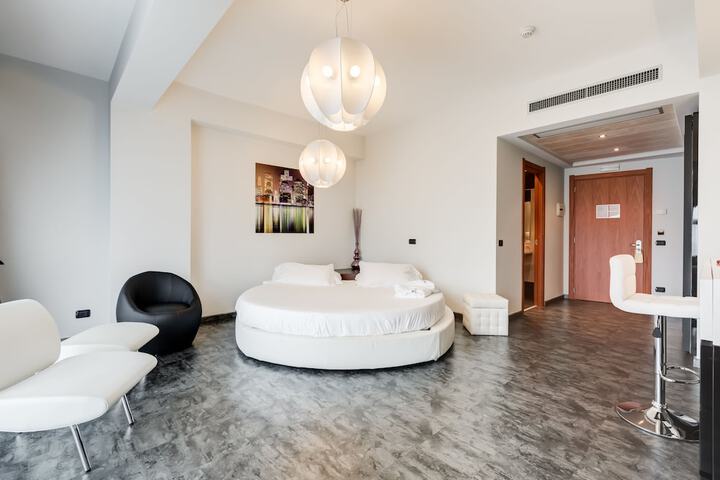 Room 41 of 114