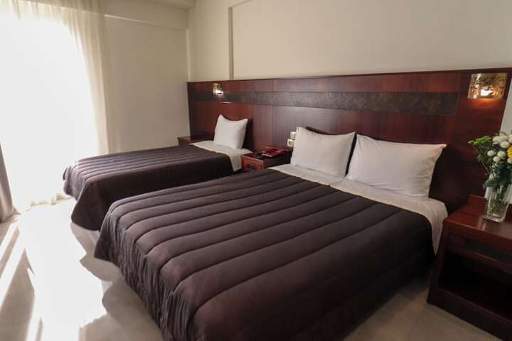 Room 12 of 31