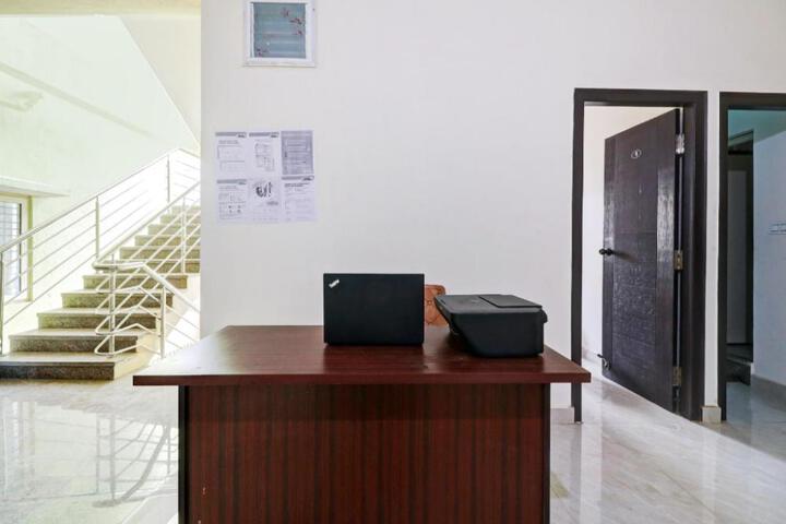 SPOT ON 85465 Hotel P raju