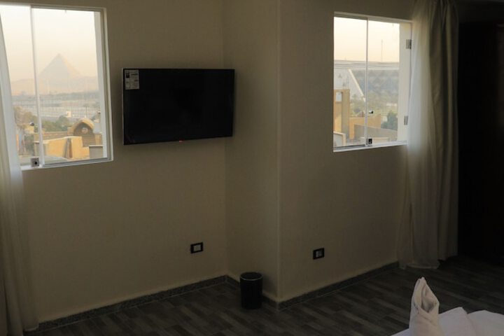 Room 76 of 109